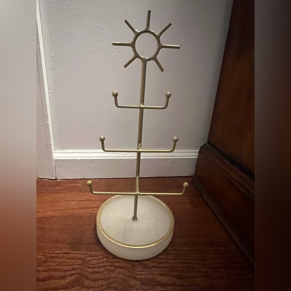 SOLD Jewelry Hanger Tree 🌴